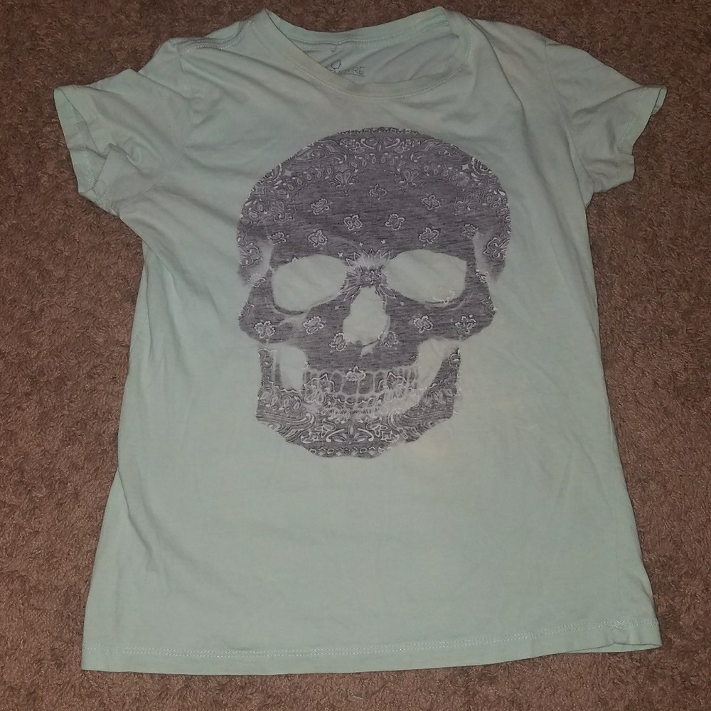 Empyre Skull T-shirt  Large